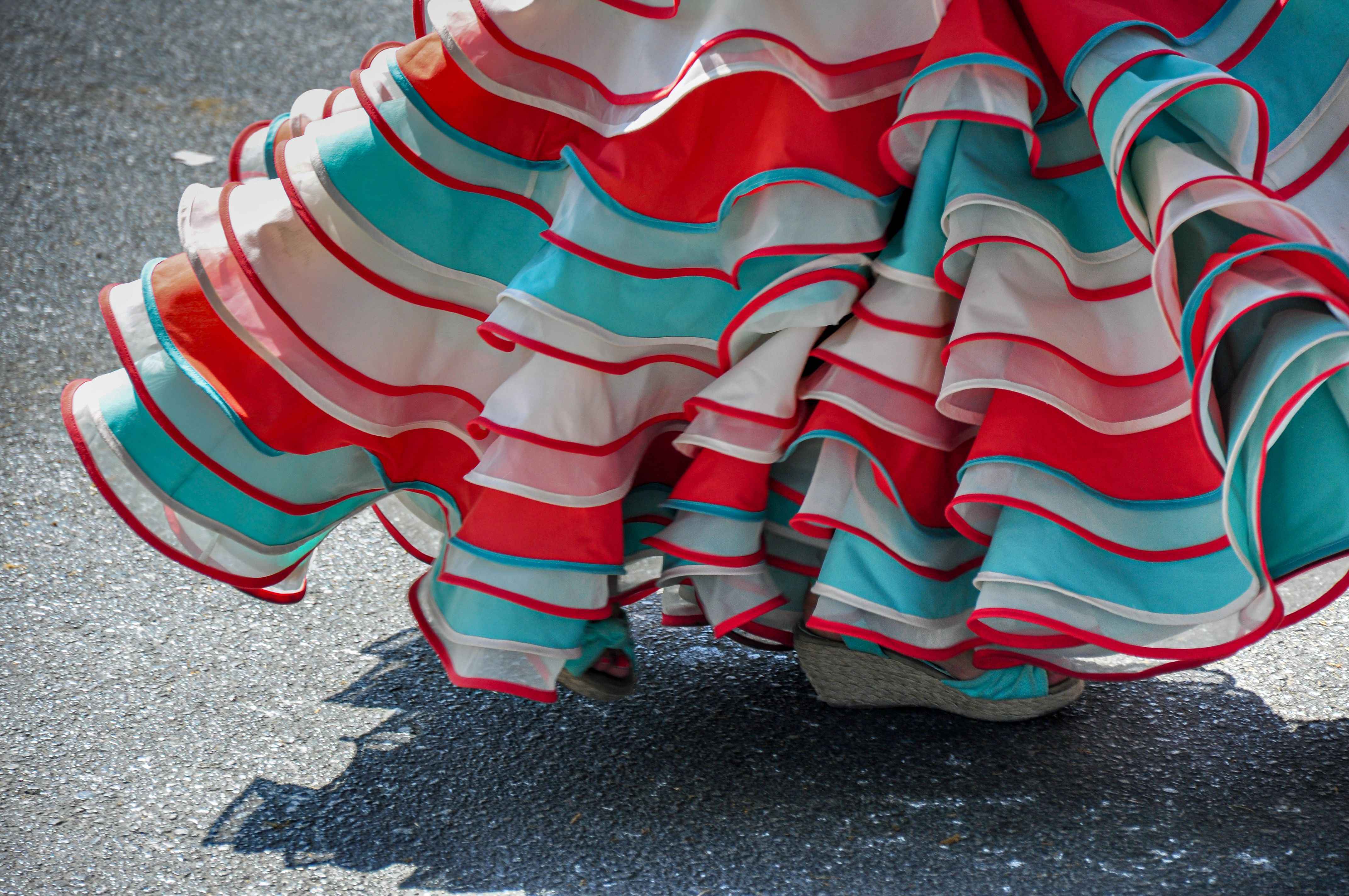 Flamencoklänning under en traditionell dans